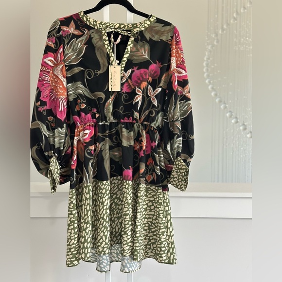Anthropologie Hutch Floral Black and Green Dress With Statement Sleeves - Picture 3 of 6